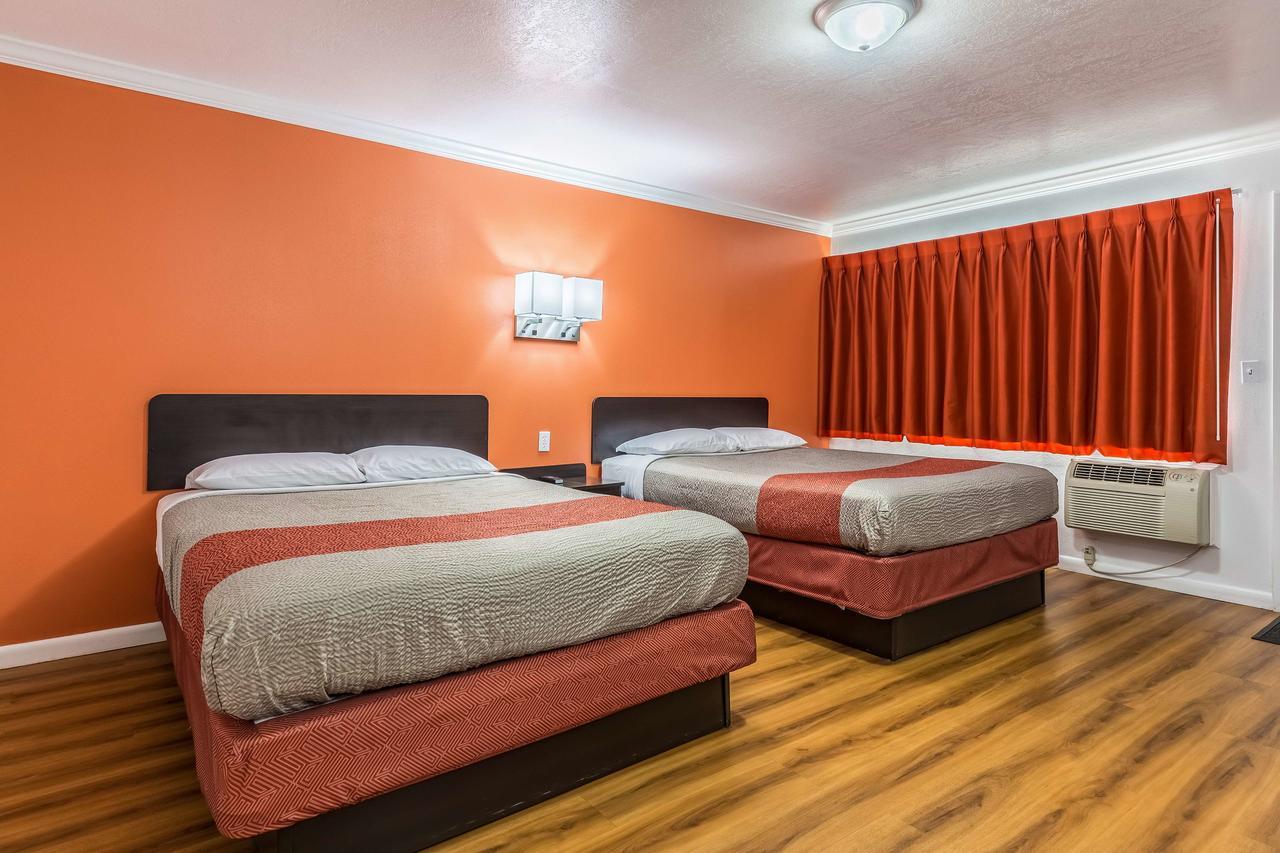 Motel 6 Tremonton, Utah Экстерьер фото
