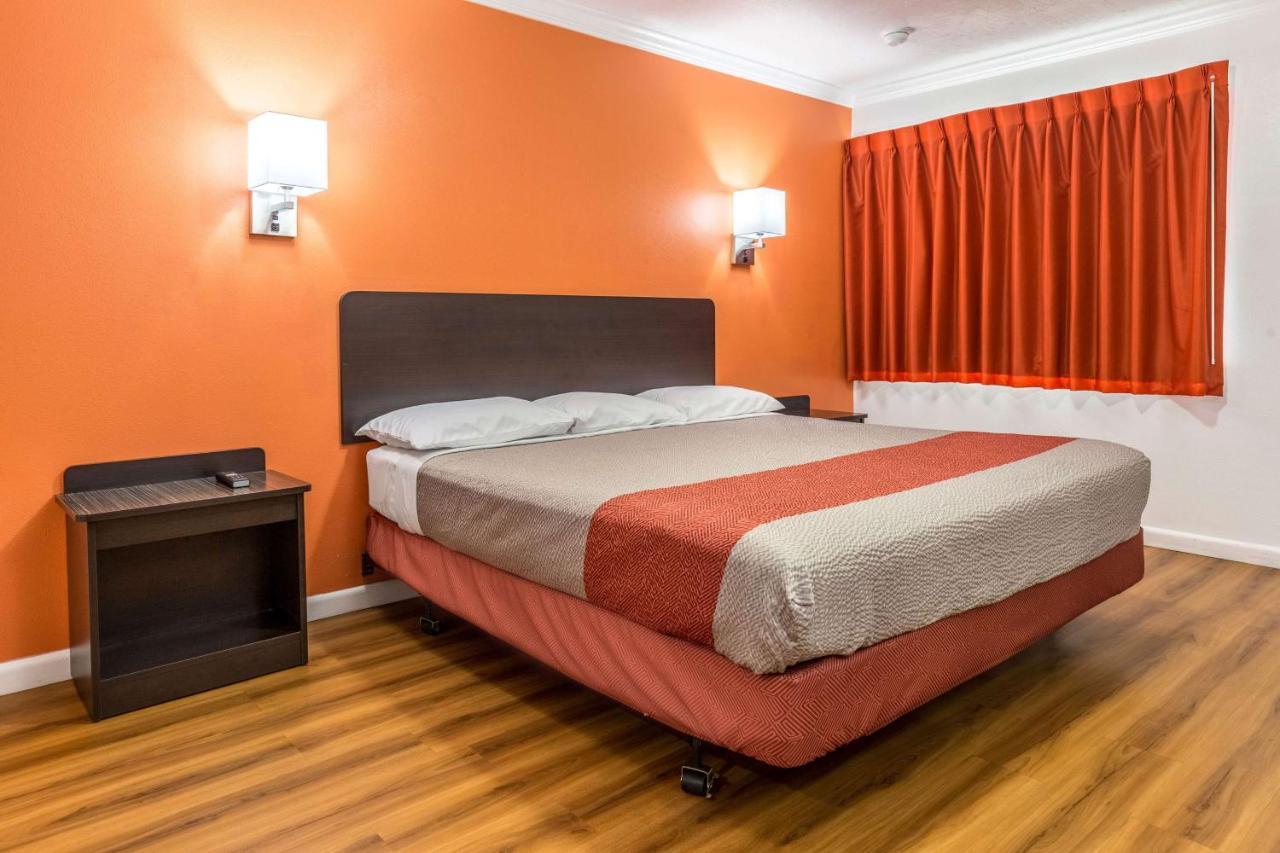 Motel 6 Tremonton, Utah Экстерьер фото